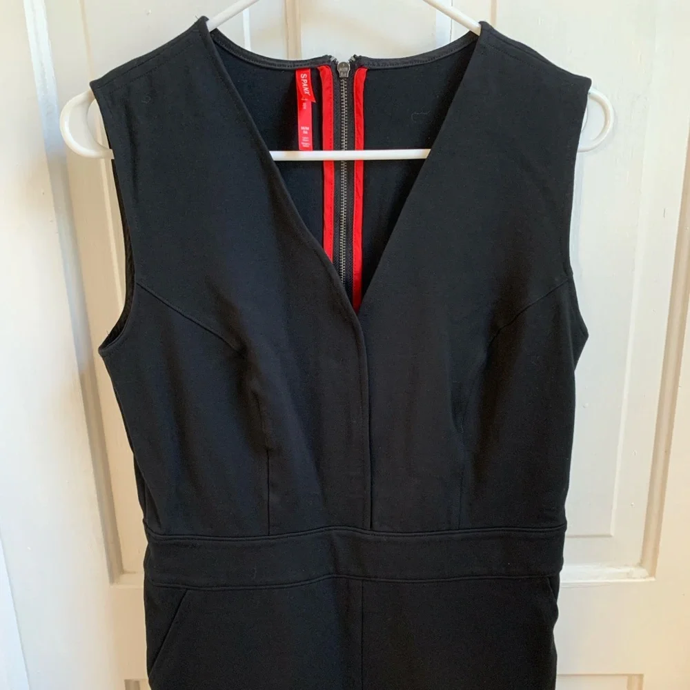 Spanx The Perfect Sleeveless Jumpsuit Black Medium - Picture 3 of 8